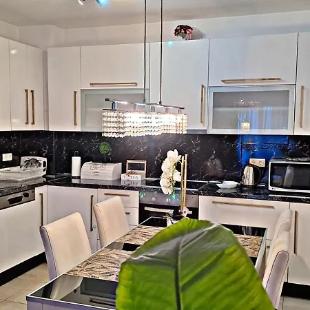 Aria Lux Apartment